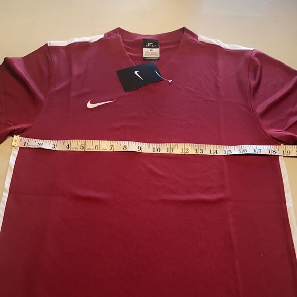 Nike Men’s T-Shirt Size S NWT - Picture 6 of 11